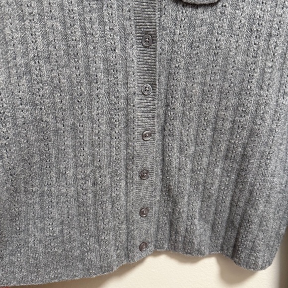 Reformation cropped collared pointelle cashmere cardigan sweater gray coquette - Picture 4 of 6